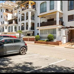  Apartment Personal Y Coqueto En Primerisima Linea De Playa, En La Costa Del Sol. Puerto De La Duquesa